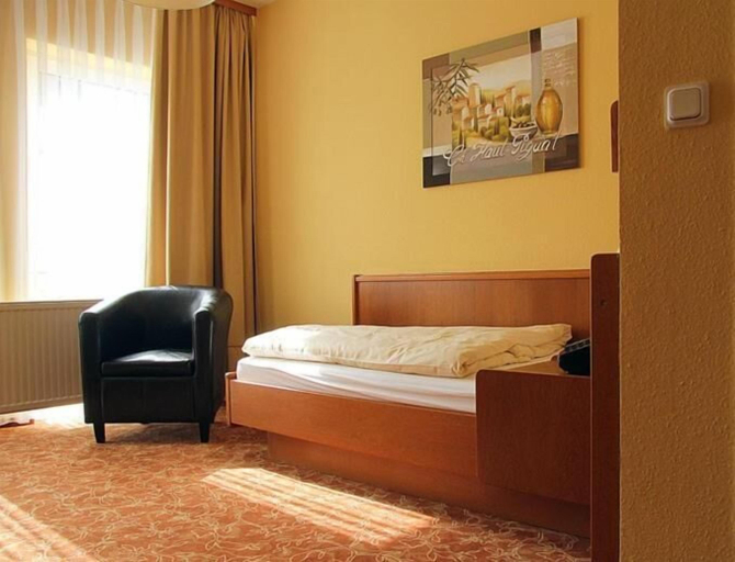 Bedroom 3, Waldschlößchen, Wittenberg
