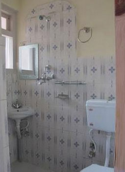 Bathroom, Hotel Snowfall, Bagmati