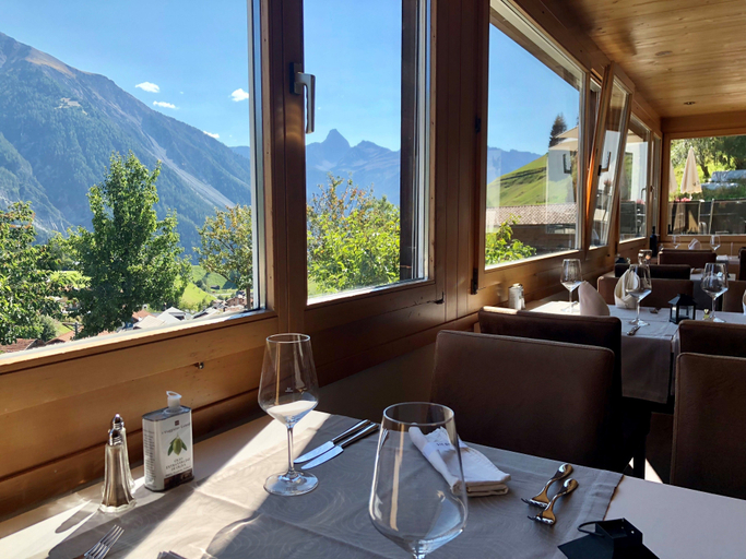 Others 2, Hotel Sonnenhalde, Albula
