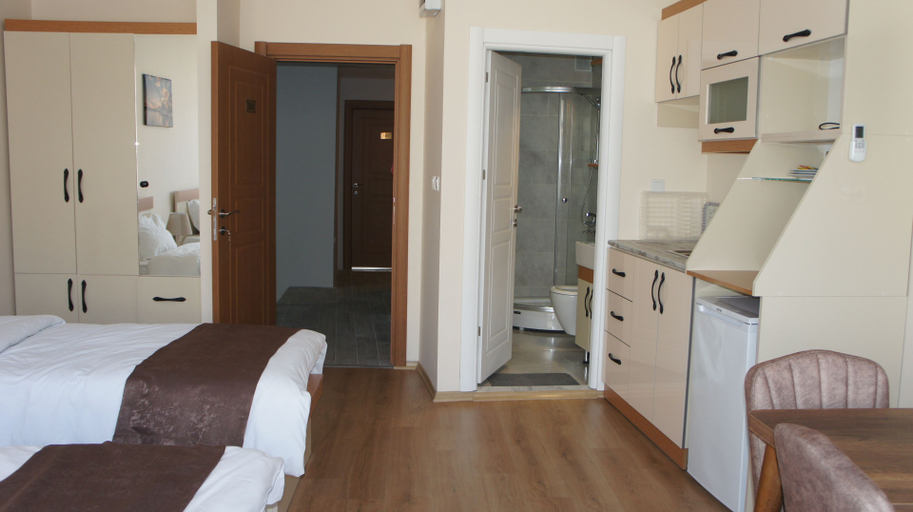 Bedroom 2, Newaz Hotel, Beyoğlu