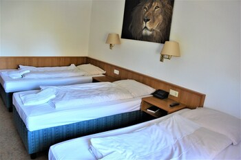 Others 3, Hotel Alsterquelle, Segeberg