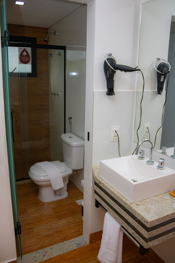 Bathroom 3, GranLago Hotel, Pouso Alegre