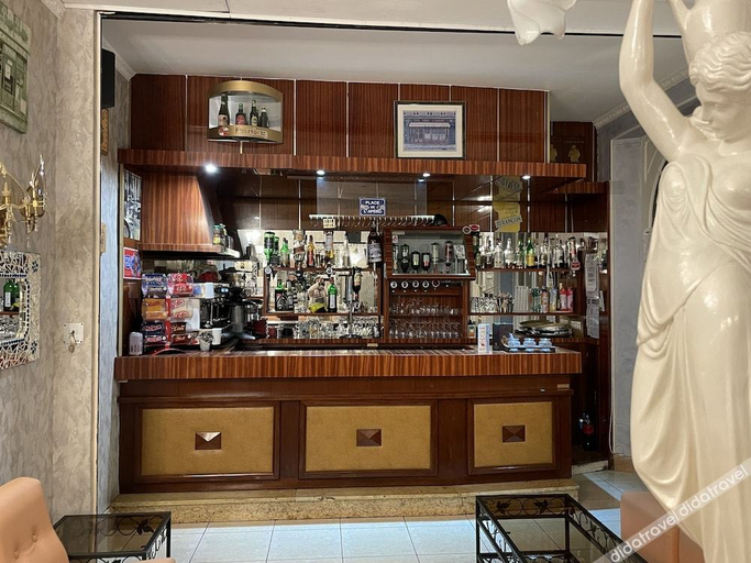 Food & Drinks 5, Hotel CORONA Lourdes, Hautes-Pyrénées