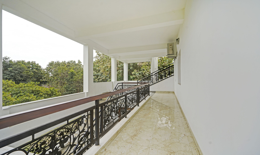 Public Area 2, Villa Escape In, Viluppuram