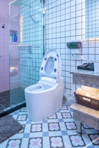 Bathroom 3, Still Alice Boutique Hostel, Shanghai