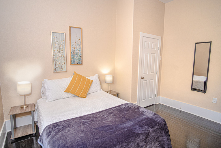 Bedroom 4, 3 BR 1 BA Remodeled Home Near Downtown, Bexar