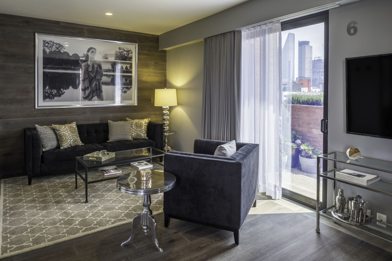 Others 4, Mathias Luxury Plus by Viadora, Mexico City