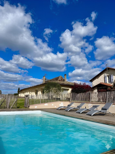 Swimming pool 4, Les Marchettes, Dordogne