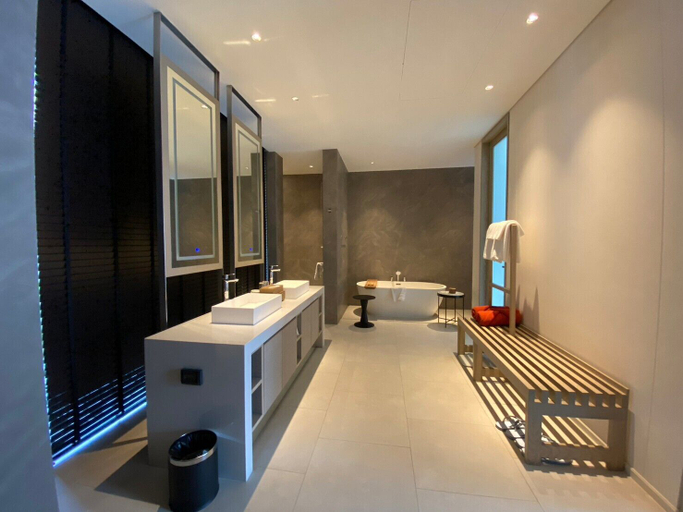 Bathroom 3, Villa De Time, Pattaya