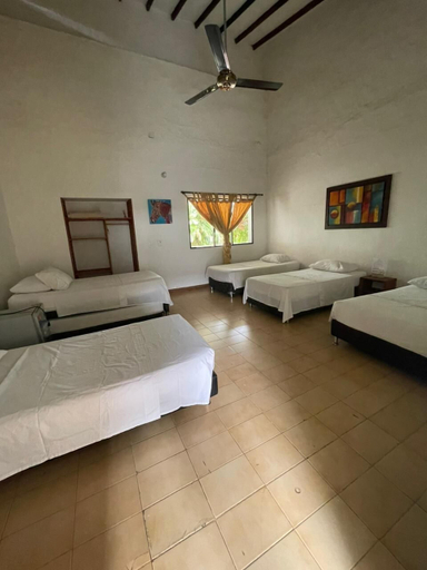 Others 4, Hotel Real Dinastía, Santa Bárbara
