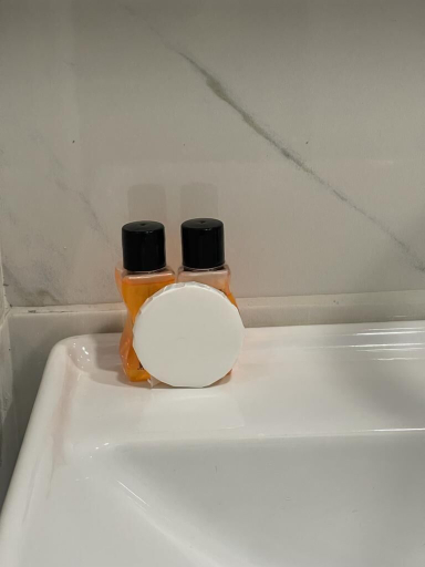 Bathroom 5, The City Palace Hotel, Bakırköy