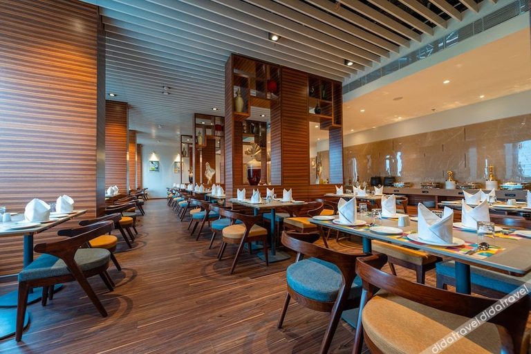 Food & Drinks 5, Effotel By Sayaji Bhopal, Bhopal