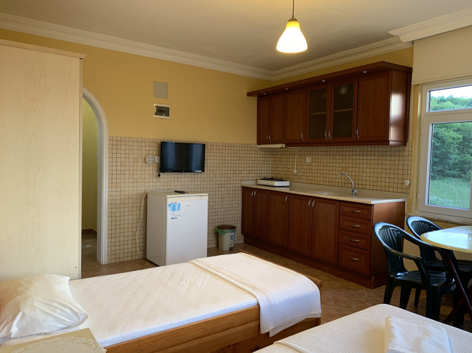 Others 4, Saygin Otel, Kandıra