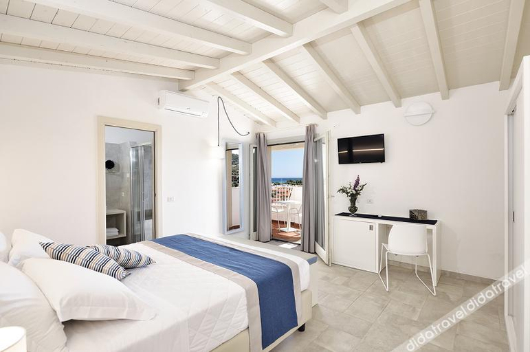 Bedroom 3, Piccolo Hotel, Nuoro
