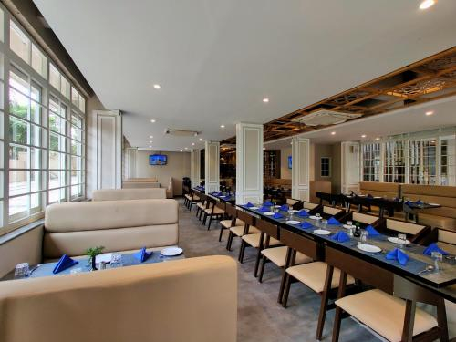 Food & Drinks 5, Pushpam Lords Resort Karjat (Pure Veg), Raigarh