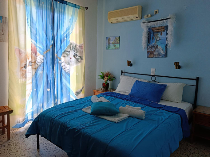 Bedroom 2, Eri Studios, Attica