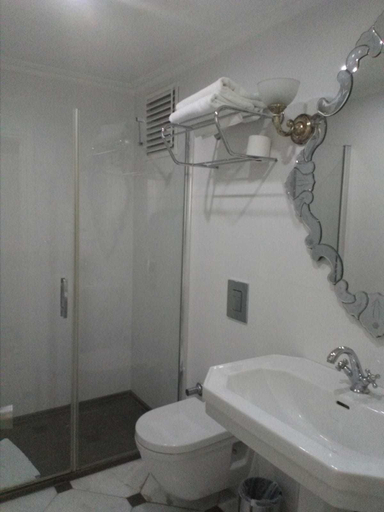 Bathroom, Cartoon Residence - Adults Only, Beyoğlu