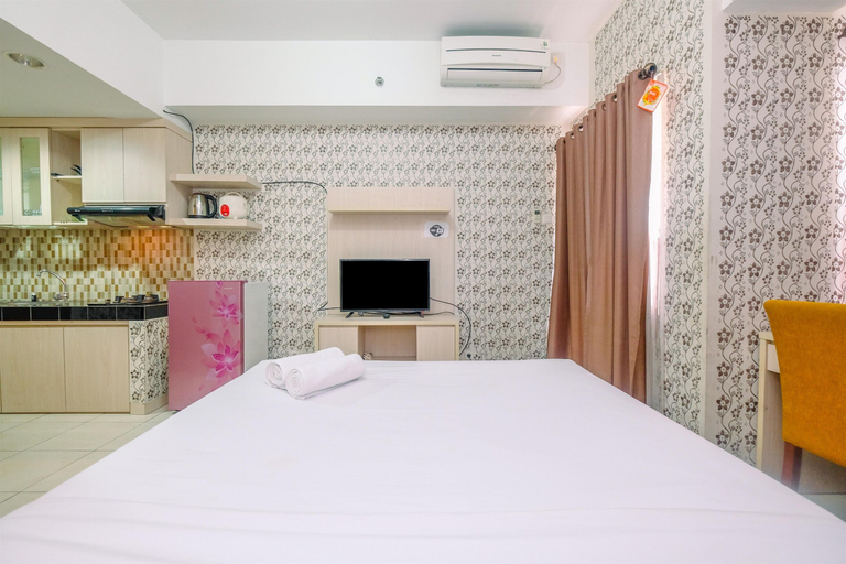 Bedroom 3, Fully Furnished with Comfortable Design Studio Apartment Margonda Residence 5, Depok