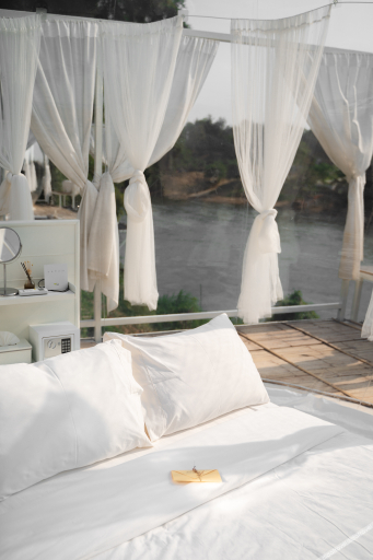 Bedroom 3, The Three Bubble Houses, Sai Yok