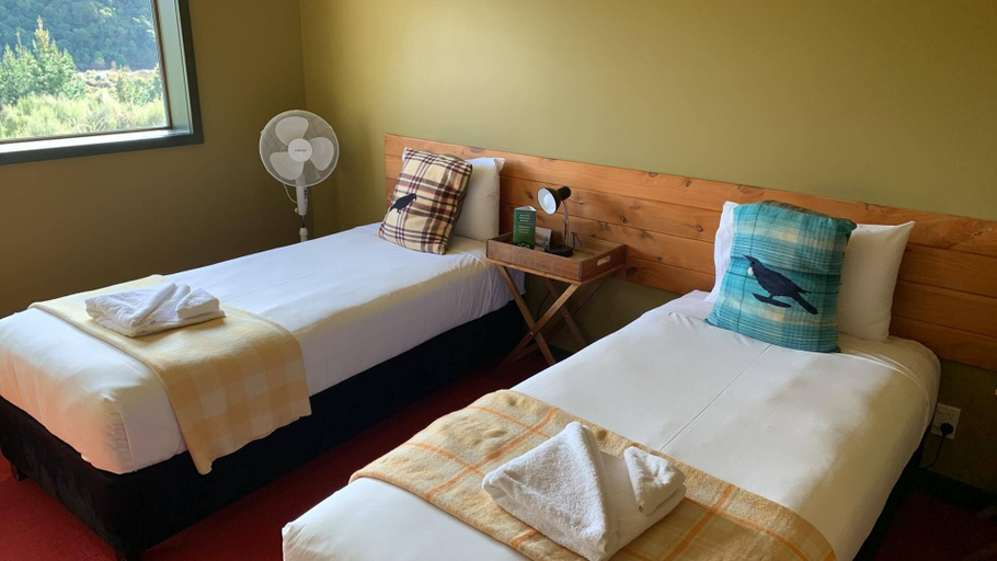 Room 2, Timber Trail Lodge & Transport, Ruapehu