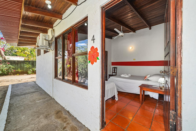 Bedroom, Hotel Hibiscus Cabina 4, Santa Cruz