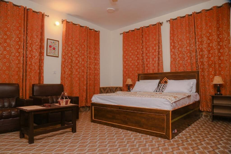 Bedroom 2, Duroyou Inn, Northern Areas