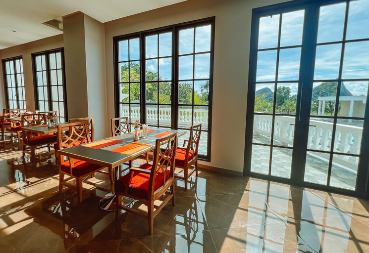 Food & Drinks 5, Grand Lord Hotel& Residence, Sattahip