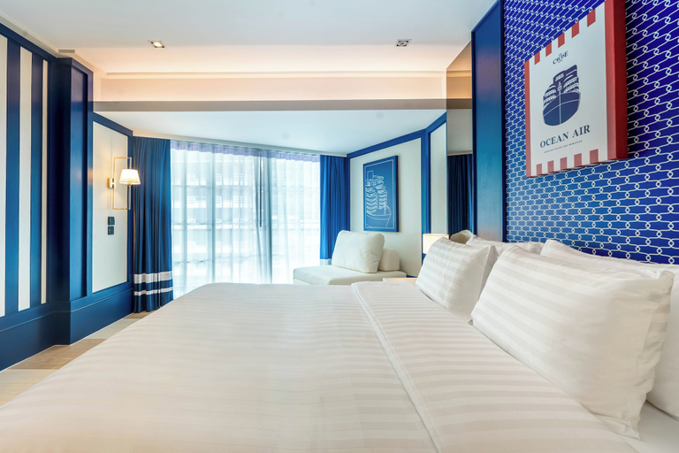 Bedroom 3, The Cruise Hotel, Pattaya