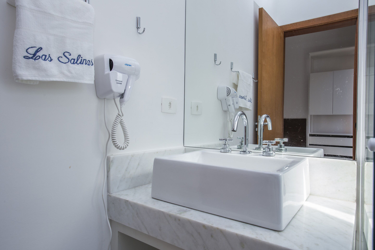 Bathroom 3, Residencial Las Salinas, São Sebastião