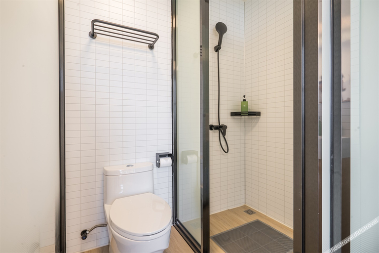 Bathroom 3, Hi Inn Shanghai Baoshan Urban Industrial Park, Shanghai