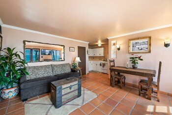 Others 5, Oceanfront Hacienda [VR], Orange