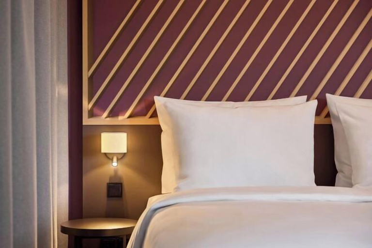 Others 2, B&B HOTEL München City-Nord, München