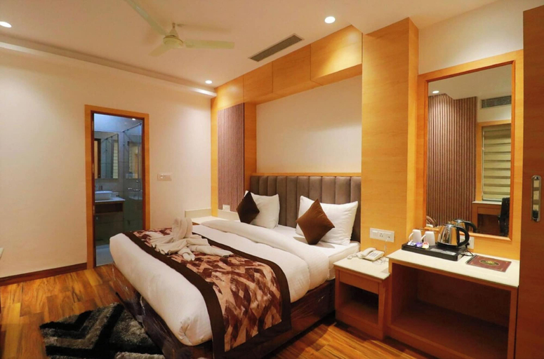Room 4, Hotel RK Palace Near Kal Bhairav Temple, Varanasi
