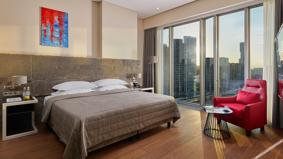 Bedroom 3, Hotel Diamond Apartments, North-Western