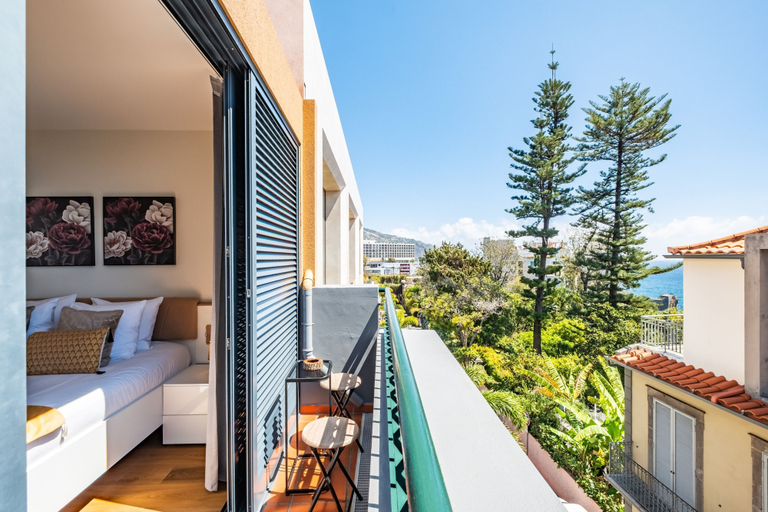 Room 3, Imperatriz 3F by Homie, Funchal