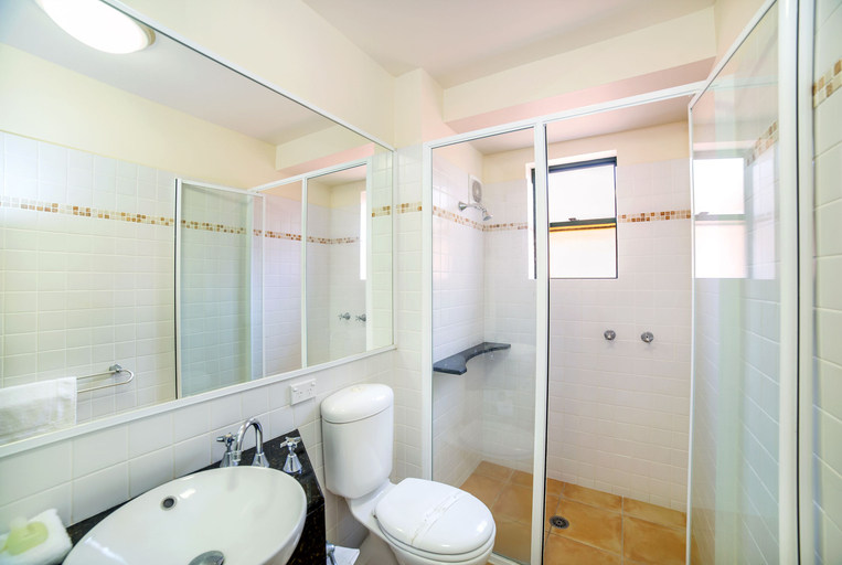 Bathroom 3, Crest Apartments Byron Bay, Byron