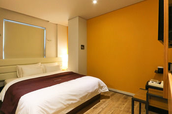 Guestroom 2, Best In City Hotel, Dong
