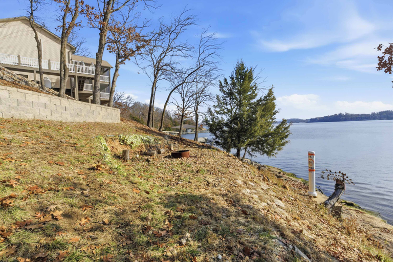 Exterior 2, Beautiful Waterfront Lake Home With Private Dock, Miller