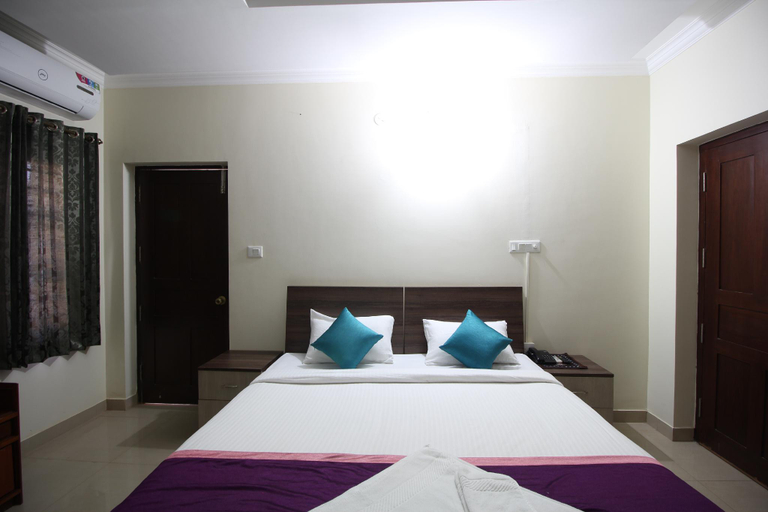 Bedroom 3, White Feather Hotel, Bangalore