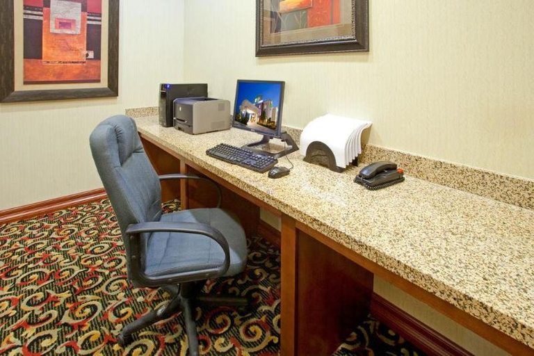 Others 1, Holiday Inn Express & Suites Fort Worth I-35 Weste, Fort Worth
