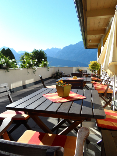 Others 3, Hotel Garni Regina, Schwaz