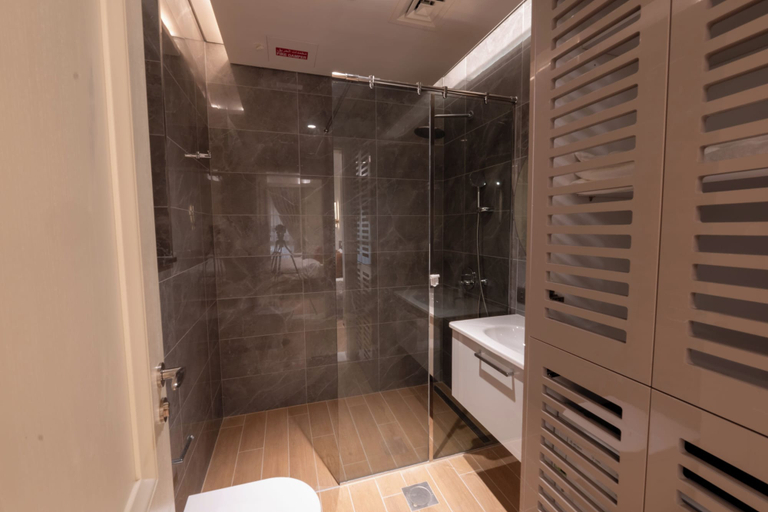 Bathroom 5, Artan Residence and Suites, Doha