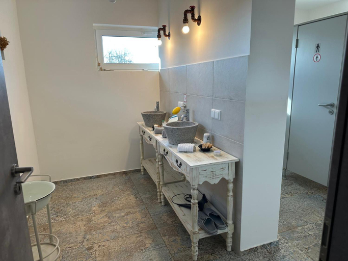 Bathroom 3, La Maison Pritzwalk - Bett & Bike, Prignitz
