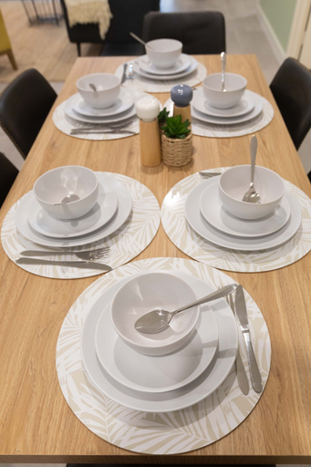 Food & Drinks 4, KULA - Apartment Parramatta, Holroyd