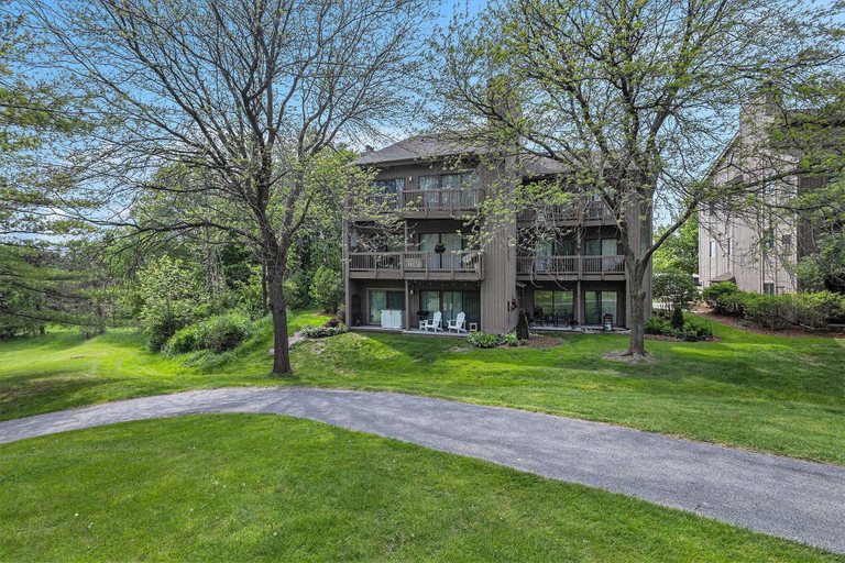 Exterior & Views 2, 2 King BDR with a Loft Golf Course 5569, Grand Traverse