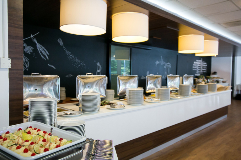 Food & Drinks 4, Ambient Hotel & Aromaspa Sikonda, Komlói