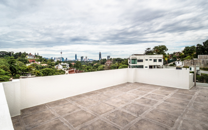 Others 5, Changkat Duta Luxury Villa, Kuala Lumpur