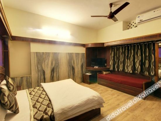 Others 2, Hotel Lasa Grand, Sirohi