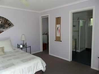 Others 5, Freycinet Waters, Glamorgan-Spring Bay