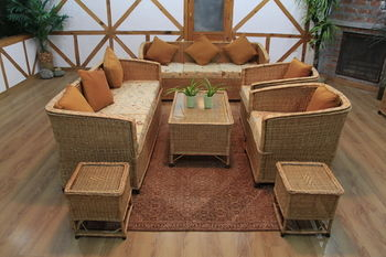 Others 3, Hotel Volga, Anantnag